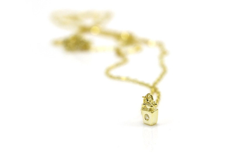 Dainty Perfume Bottle Necklace - Tiny Perfume Gold Necklace and Studs - Minimalist Cute Necklace for Everyday - Prefect Gift for Her GN04