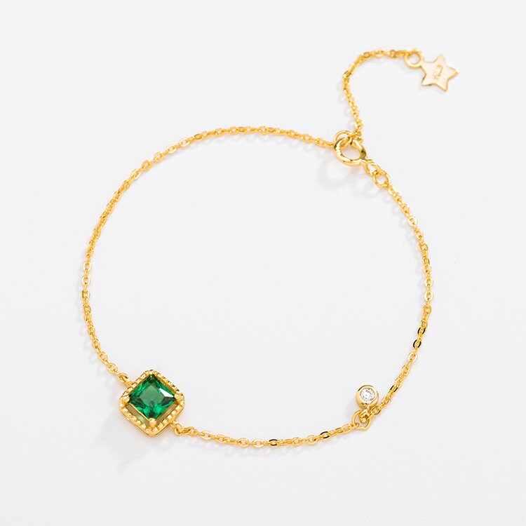 Dainty Emerald Bracelet with litter CZ, Gold Vermeil Emerald Bracelets, Minimalist Emerald Bracelet, Bridesmaid Gift, Gift for Her