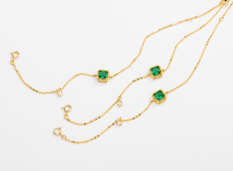 Dainty Emerald Bracelet with litter CZ, Gold Vermeil Emerald Bracelets, Minimalist Emerald Bracelet, Bridesmaid Gift, Gift for Her