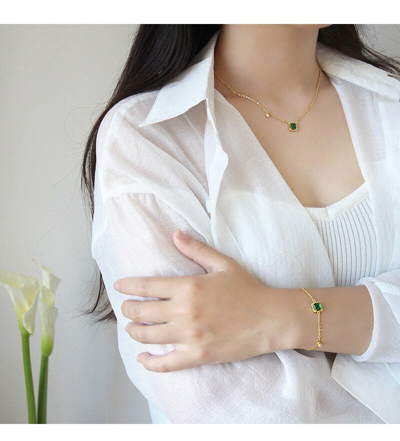 Dainty Emerald Bracelet with litter CZ, Gold Vermeil Emerald Bracelets, Minimalist Emerald Bracelet, Bridesmaid Gift, Gift for Her