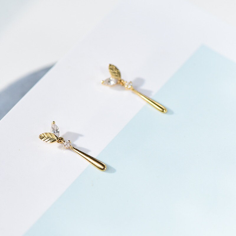 14k Solid Gold dainty Leaves Drop Earrings, Solid Gold Leaf Dangle Earring, Timeless solid gold drop earrings, Perfect for Everyday, Gifts