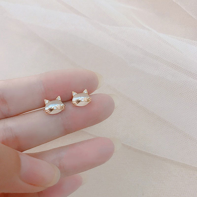 14k Gold Vermeil Cute Cat Earrings, Cats Eye Kitten Earrings, Gold Kitty Earrings, Cat-lover Earring, Cute Animal Earring, Gift for Her GE81