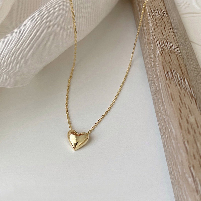 14k Gold Vermeil Dainty Heart Necklace, Gold Heart Pendant, Gold Heart Necklace, Minimalist Necklace, Mom Gift, Gifts for Her, GN19