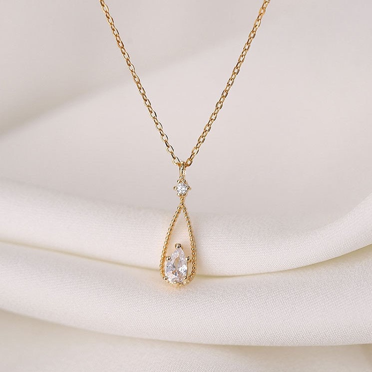 Gold Vermeil Oval CZ Water Drop Necklace, Delicate Droplet Necklace, Dainty CZ Waterdrop Necklace, Gold Skinny Necklace, Gift for Her, GN18