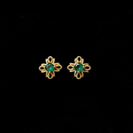 Dainty Gold Emerald CZ Stud Earrings, Deliciated Flower Emerald Earrings, Gold Emerald Flower Studs, Minimalist Green Earring, Gift, GE50