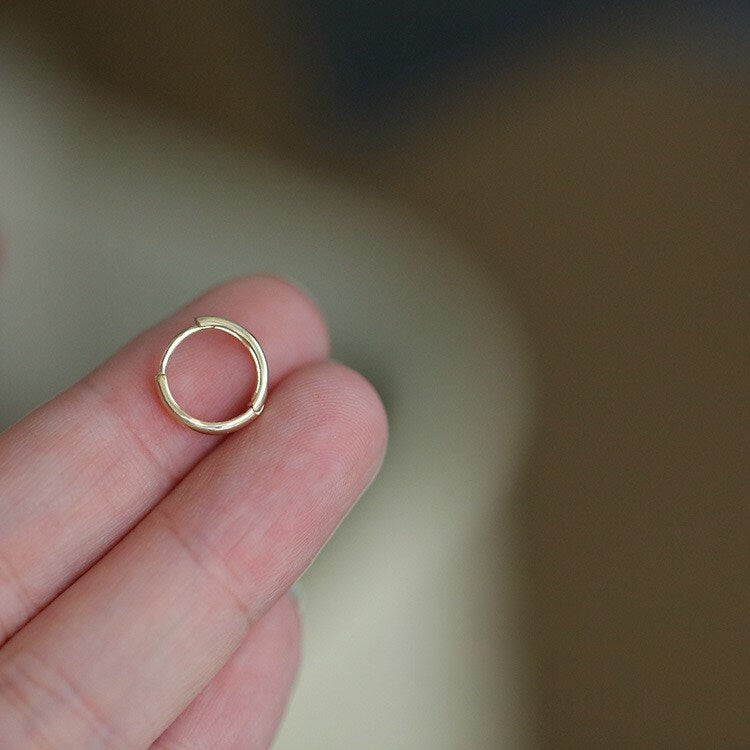 14k Gold Vermeil Small Hoop Earrings, Dainty Gold Hoop Earring, Minimalist Hoop Earring, Sleep In Earring, Gift for her, Gift for Mom, GE93