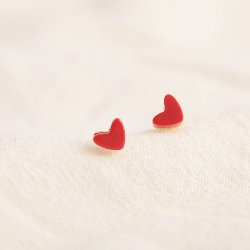 18k Gold Vermeil Coral Heart Earrings, Dainty Coral Heart Studs, Gold Red Heart Earring, Minimalist Classic Earring, Gift for her, GE119