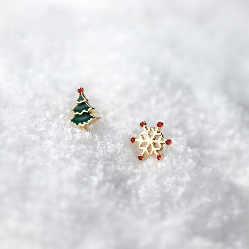 925 Silver Christmas Tree Earrings, Dainty Snowflake & Christmas Tree Earrings, Mismatched Christmas Earring, Tree/Snowflake Earrings, GE123