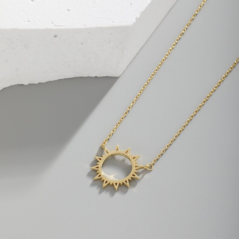 18k Gold Vermeil Sun Necklace, Gold Sunburst Necklace, Dainty Sunburst Pendant, Minimalist Sun Necklace, Women Necklace, Gift for her, GN47