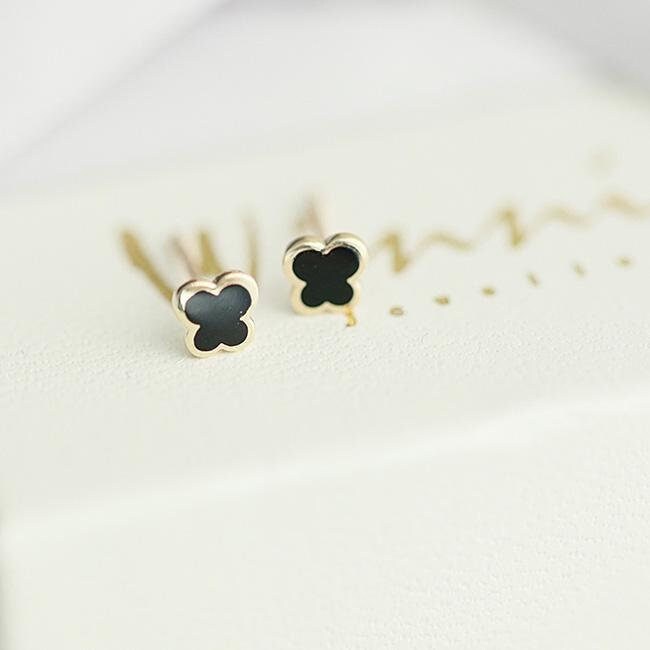 Gold Black Butterfly Stud Earrings, Tiny Black Butterfly Earrings, Gold Butterfly Studs, Helix Earring, Minimalist Studs, Gift for her GE149