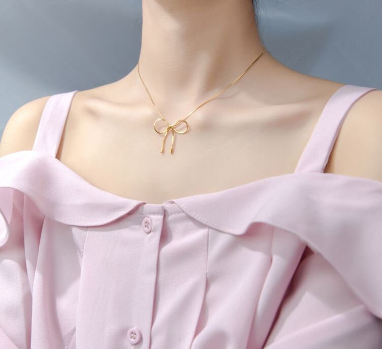 Sterling Silver Bow Tie Necklace, 14k Gold Vermeil Bow Necklace, Minimalist Bow necklace, Perfect Gift for her, Valentines Day Gift, GN55