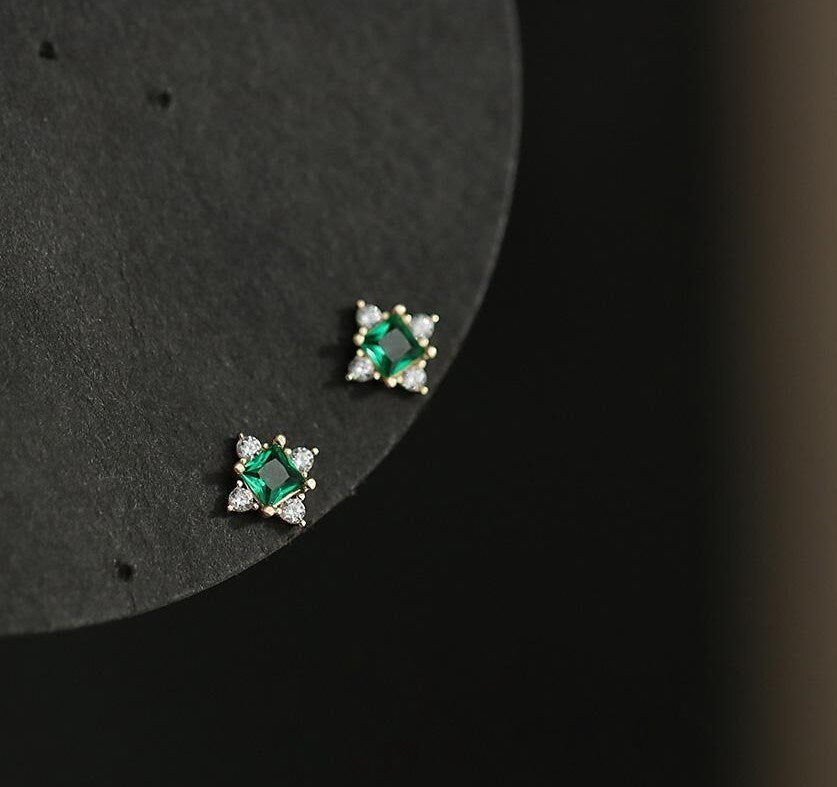 Dainty Emerald CZ Stud Earrings, Gold Emerald Earrings, Square Emerald Green Studs, Minimalist Green Earring, Gift for her, GE215