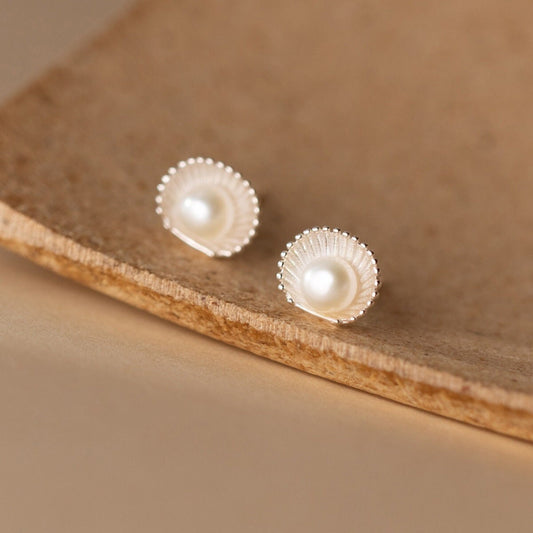 925 Silver Shell Pearl Stud Earrings, Minimalist Shell-shaped Earring, Pearl Paving Shell Earring, Pearl Shell Studs, Gift for her, GE255