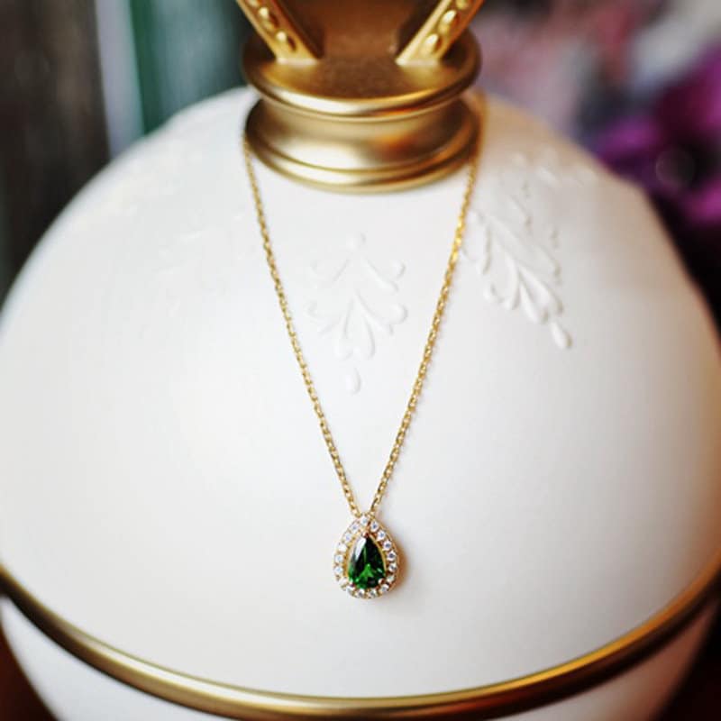 Emerald Waterdrop Necklace, Gold Vermeil Emerald CZ Teardrop Necklace, Droplet Emerald CZ Pendant, Minimalist Necklace, Gift for her, GN77