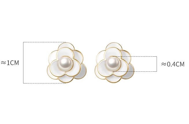 Stereoscopic Camellia Stud Earrings, Gold Camellia Earrings, White Flower Earrings, Minimalist Plant Earrings, Gift for her, GE271