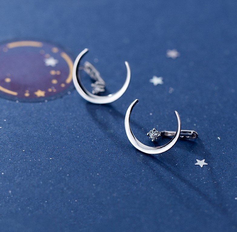 925 Silver Crescent Moon Jacket Earrings, Moon Ear Jacket Earrings, Minimalist Moon Earring, Dainty Jewels, Gift for her, GE263