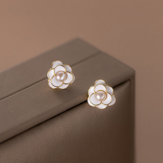 Stereoscopic Camellia Stud Earrings, Gold Camellia Earrings, White Flower Earrings, Minimalist Plant Earrings, Gift for her, GE271