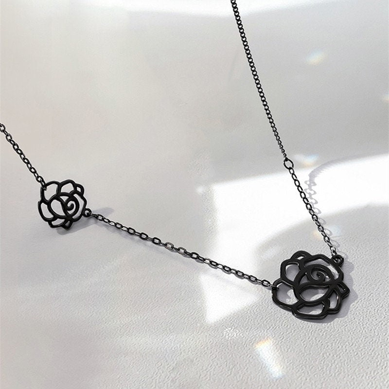 Black Gold Rose Necklace, Dainty Black Rose Choker Necklace, Black Flower Necklace, Black Rose Necklace, Minimalist, Gift for her, GN86