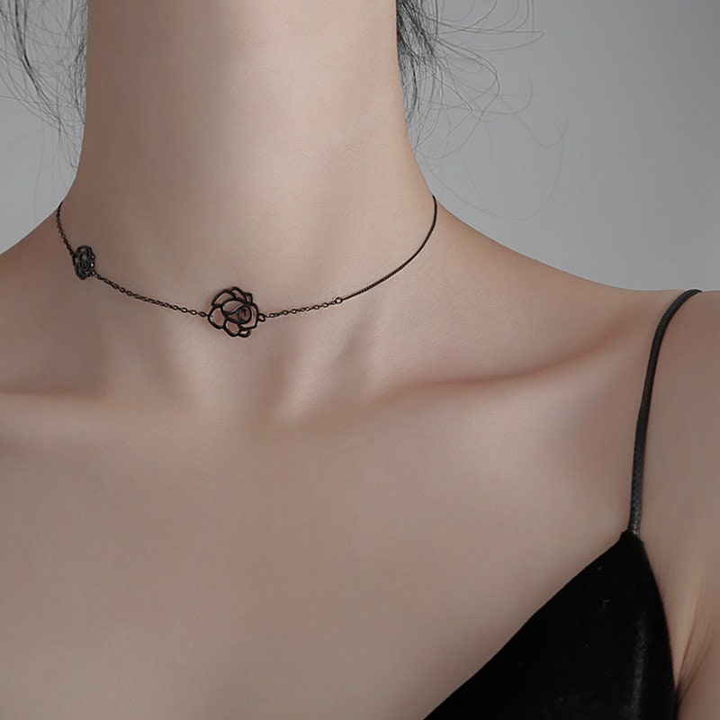 Black Gold Rose Necklace, Dainty Black Rose Choker Necklace, Black Flower Necklace, Black Rose Necklace, Minimalist, Gift for her, GN86