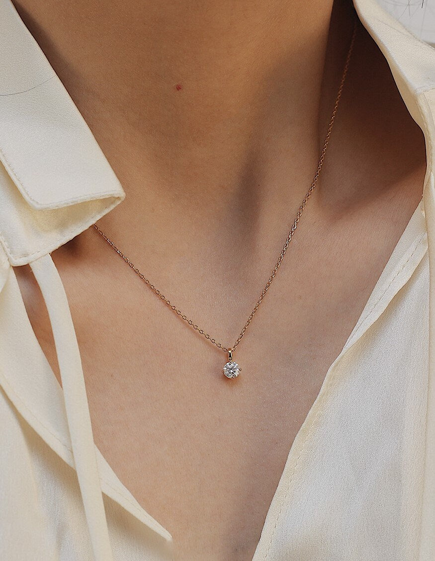 Gold Single CZ Diamond Necklace, Four-paw Holder CZ Pendant, Tiny Round Cut CZ Necklace, Minimalist Necklace, Perfect Gift for her, GN100