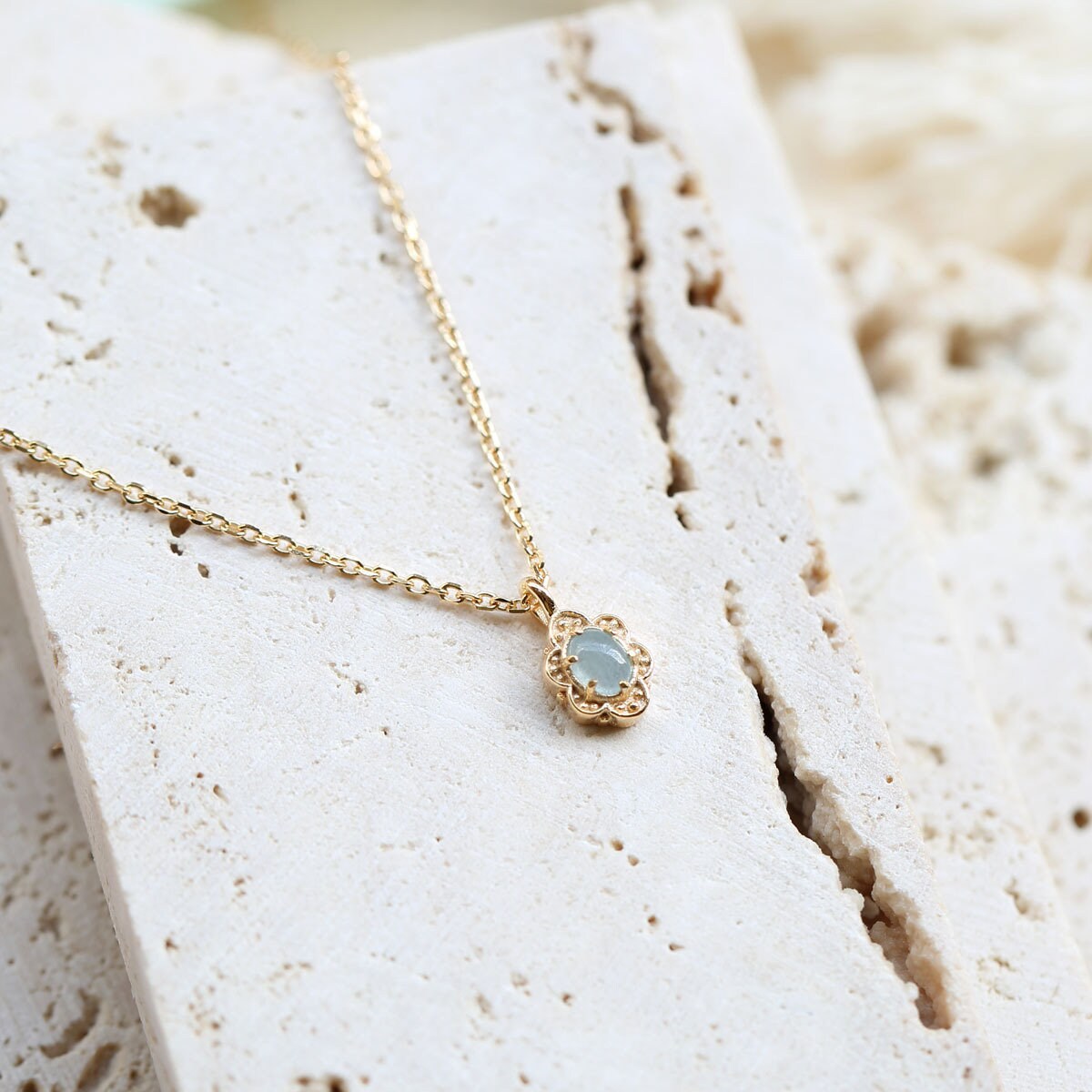 Gold Tiny Aquamarine Necklace. 10k Gold Vermeil Aquamarine Flower Necklace, Tiny Gemstone Flower-shape Necklace, Perfect Gift for her, GN98