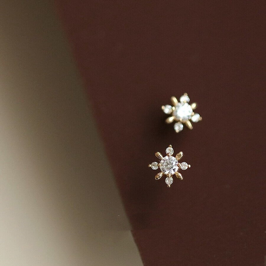 Gold Tiny Sun Stud Earrings, 925 Silver Small Snowflake Earrings, Helix Earrings, Minimalist Cross Snowflake Earring, Gift for her, GE300