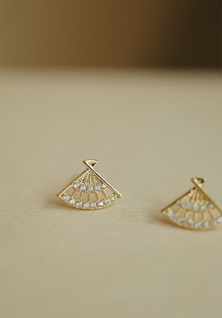 Gold CZ Fan-shaped Stud Earrings, Dainty CZ Fan Earrings, Fan Studs, Unique Earrings, Minimalist Fun Earrings, Gifts for Her